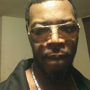 Meet your Posher, Bobby